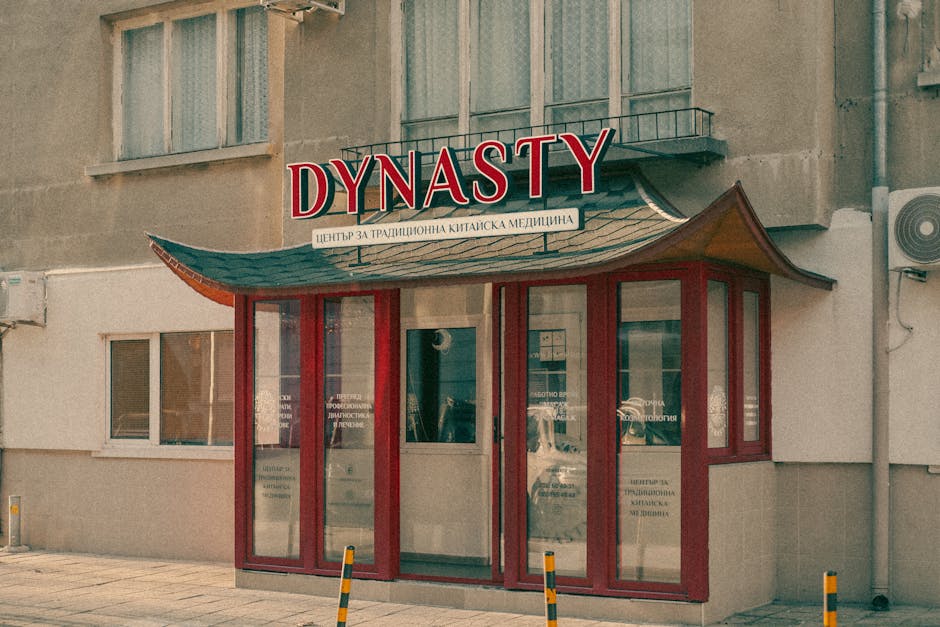 UAE Residency Visa in 2026: A Route Filter and Timeline That Reduces Rework